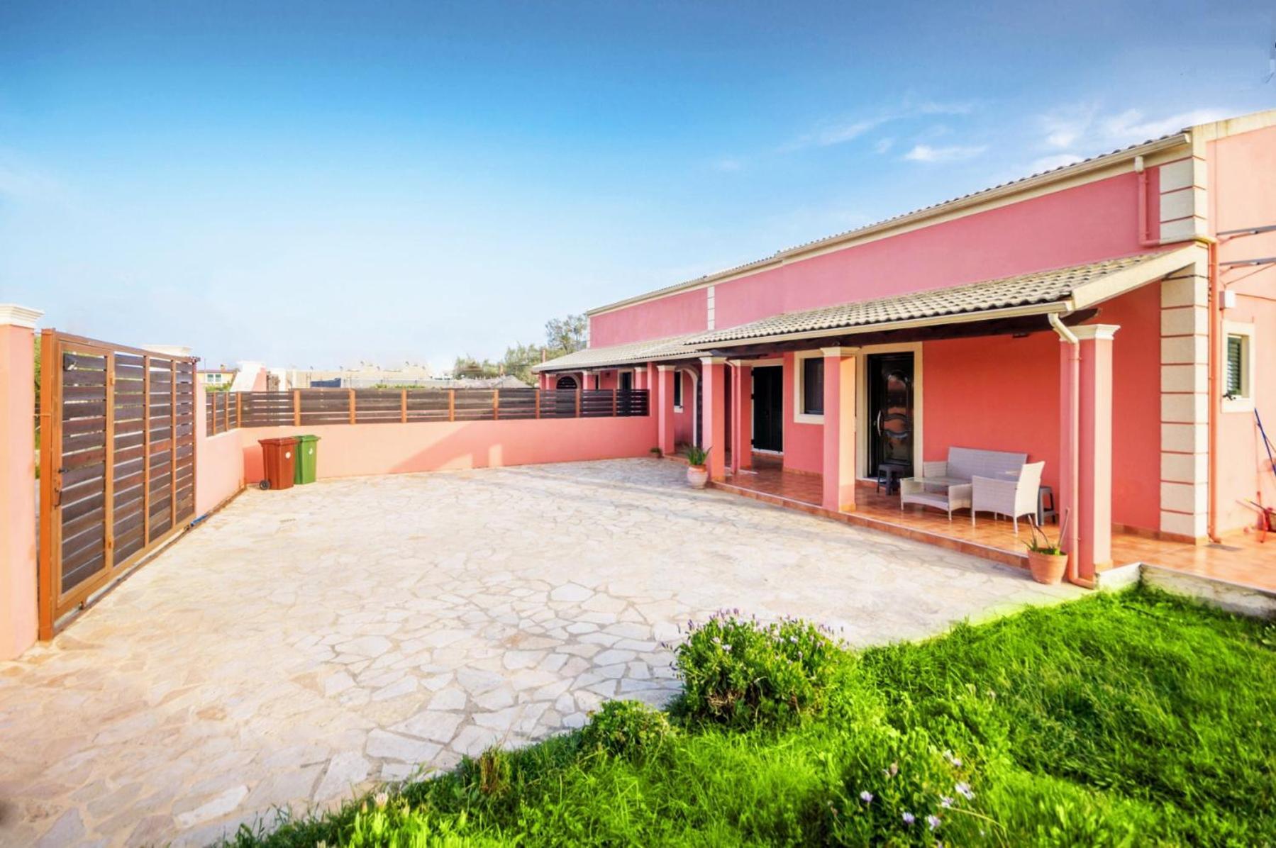 Amaryllis Boutique Apartments Moraitika Dış mekan fotoğraf